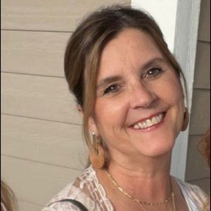 Meet your Posher, Sheliea